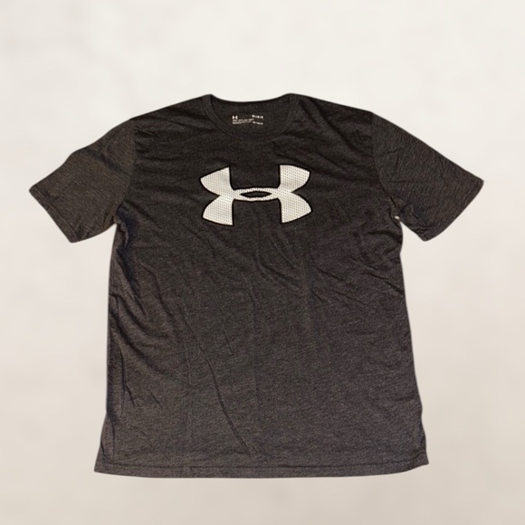 Under Armour Other - Gray Under Armour T-Shirt
